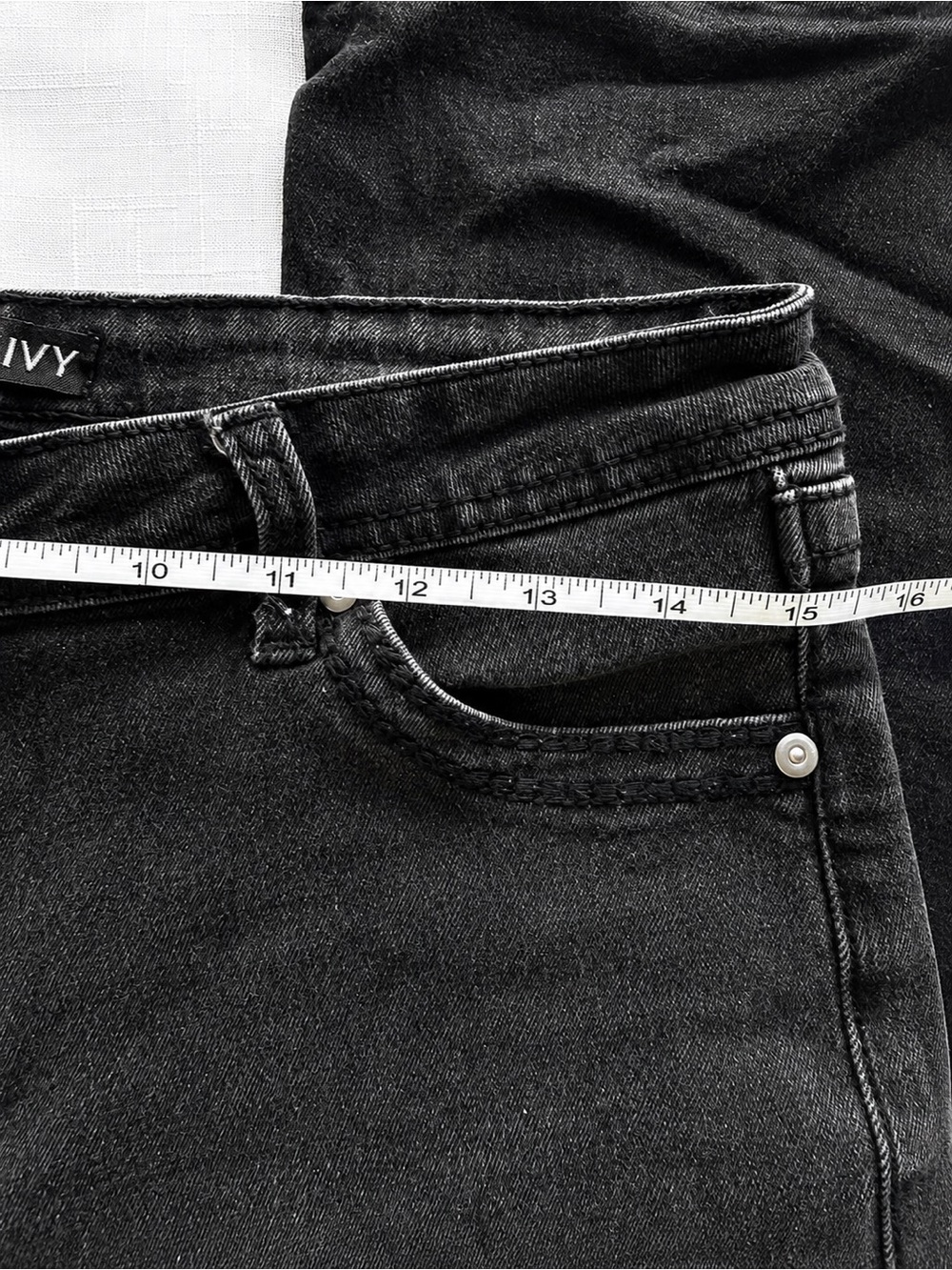 2000s Harper & Ivy Black Butterfly Embellished Bootcut Jeans Size 9 Y2K - Picture 5 of 6